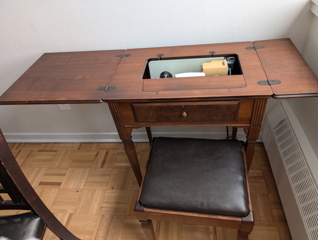 singer fashionmate 257 sewing machine includes table image indicator(5)