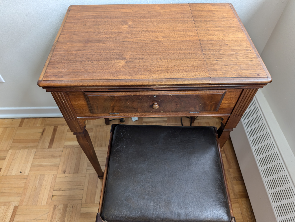 singer fashionmate 257 sewing machine includes table image indicator(6)