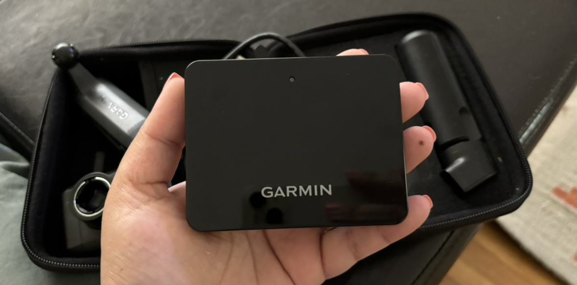 Garmin Approach R10 Portable Golf Launch Monitor - photo 2