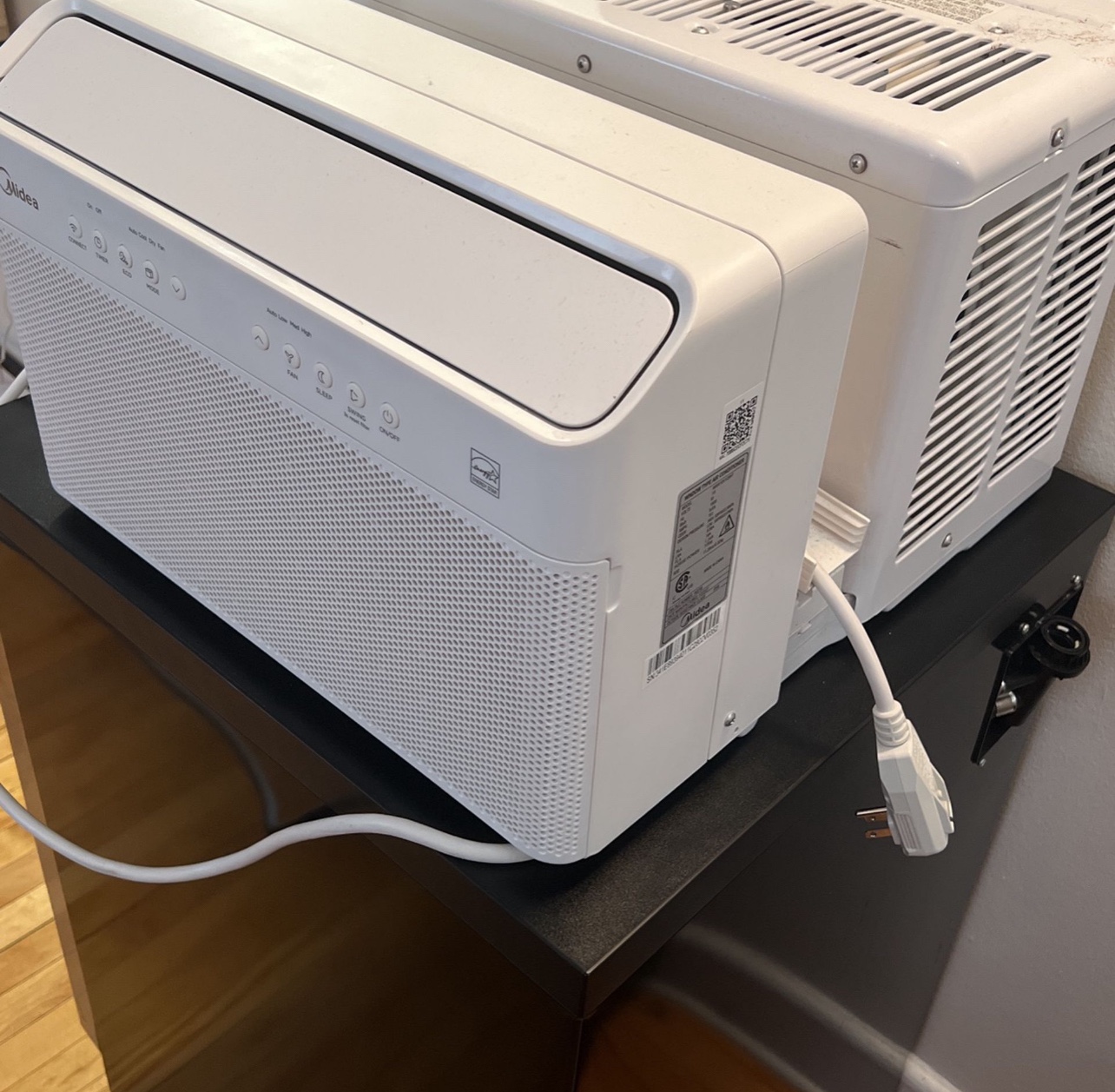 Midea 12,000 BTU Air-Conditioner With Remote Control