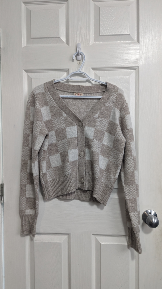 Cropped Checkered Cardigan