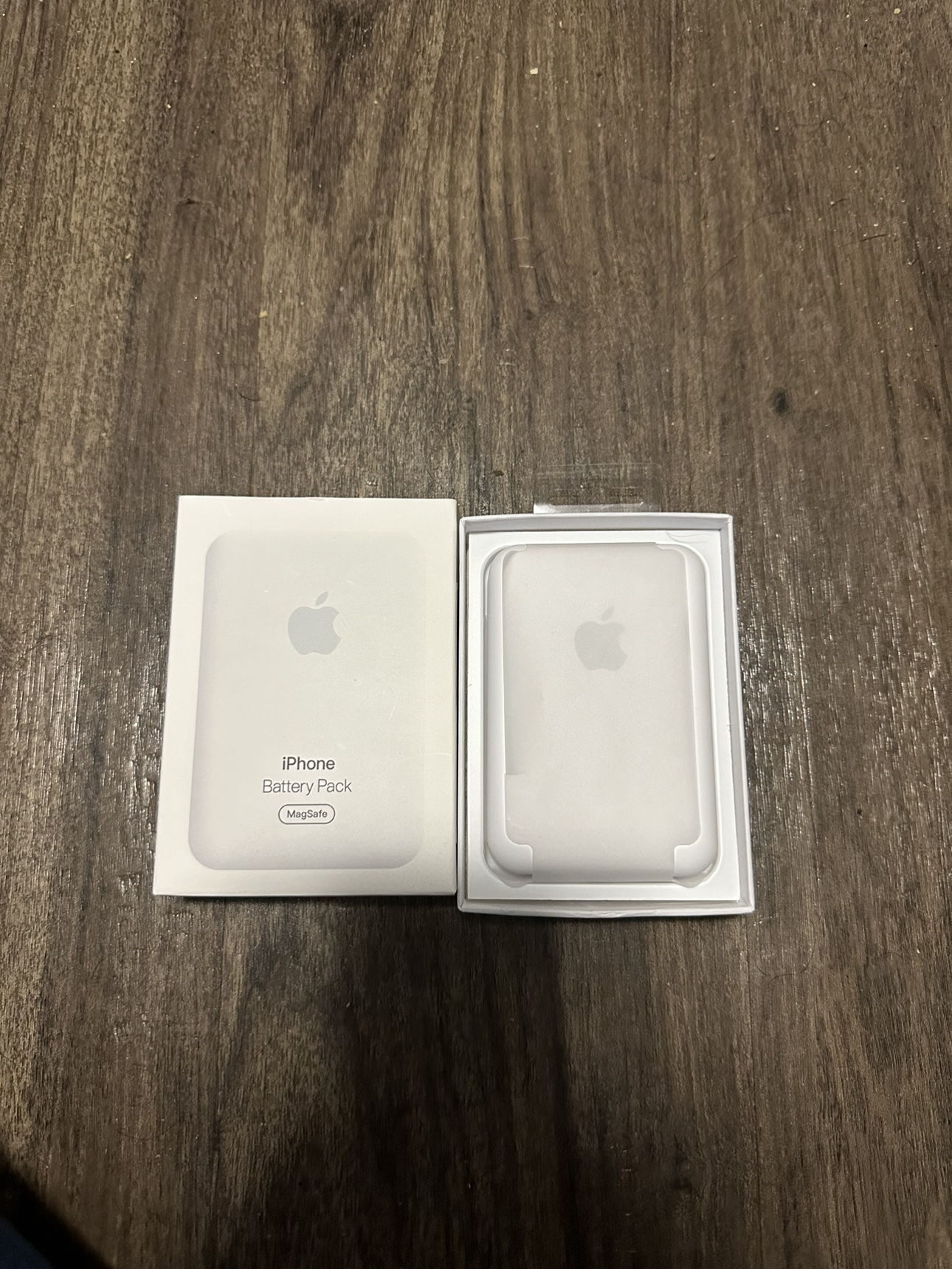 Apple MagSafe battery pack / Power Bank