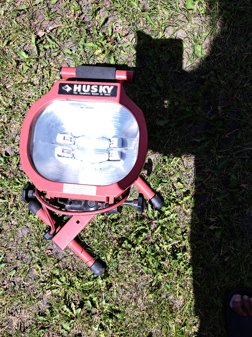 Husky flashlight