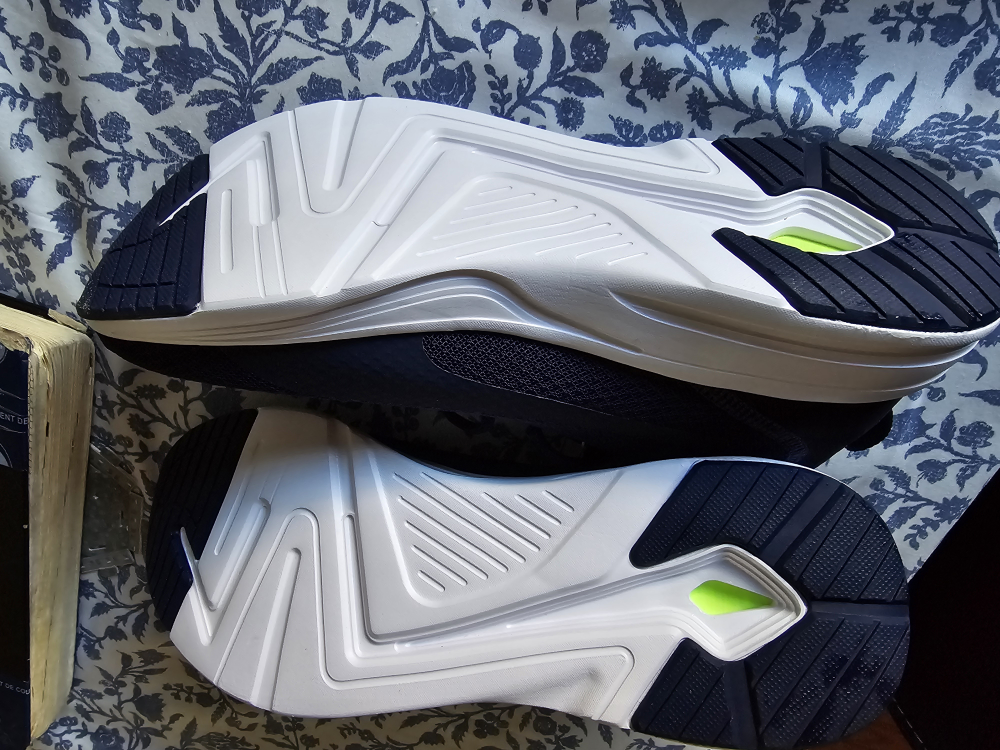 New PUMA mens shoes size 10 - photo 3