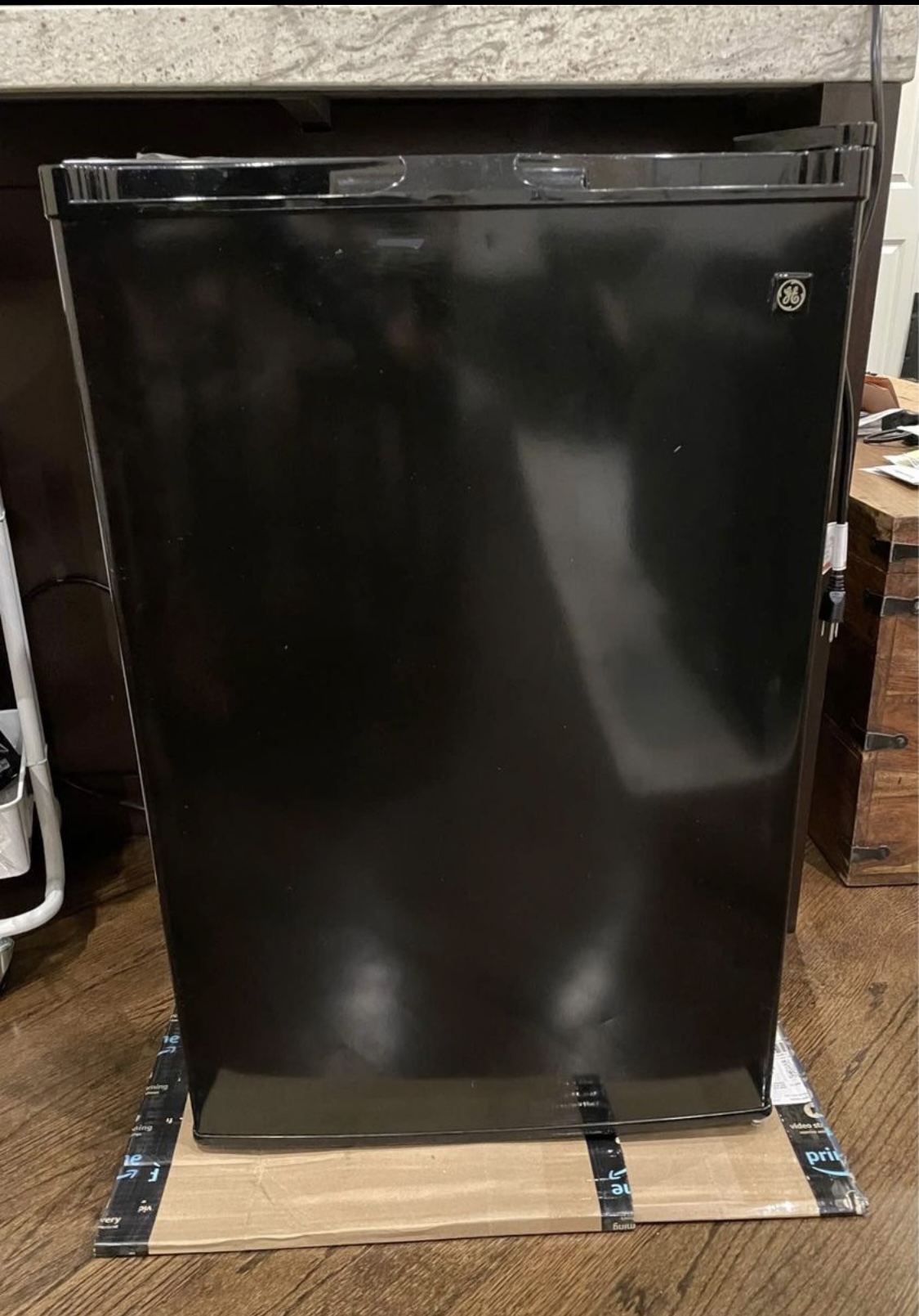 GE mini fridge