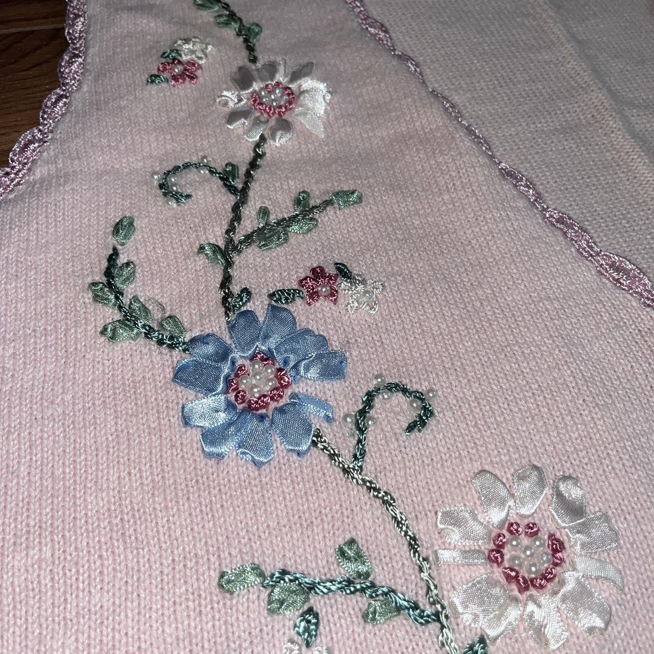 baby pink embroidered vest image indicator(3)