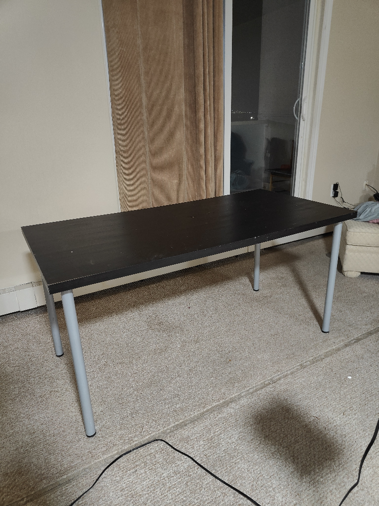 Black table - photo 2