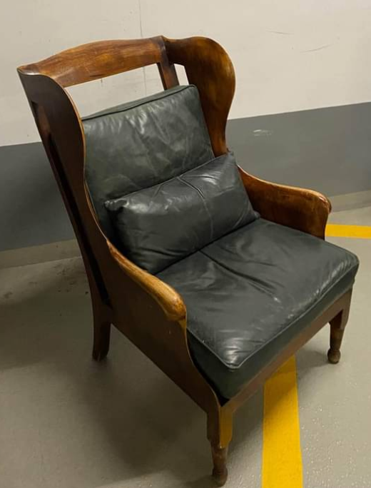 Wingback arm chair thumbnail