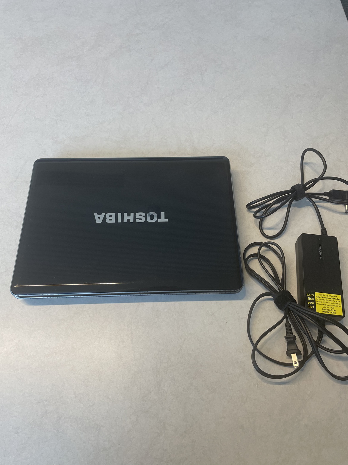 Toshiba Satellite M300 Laptop - photo 2