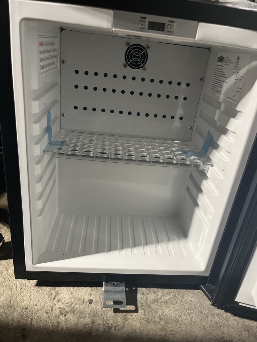 Mini fridge - photo 2