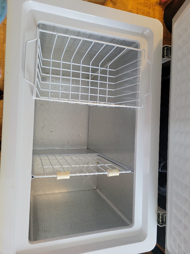 danby deep freezer - photo 3