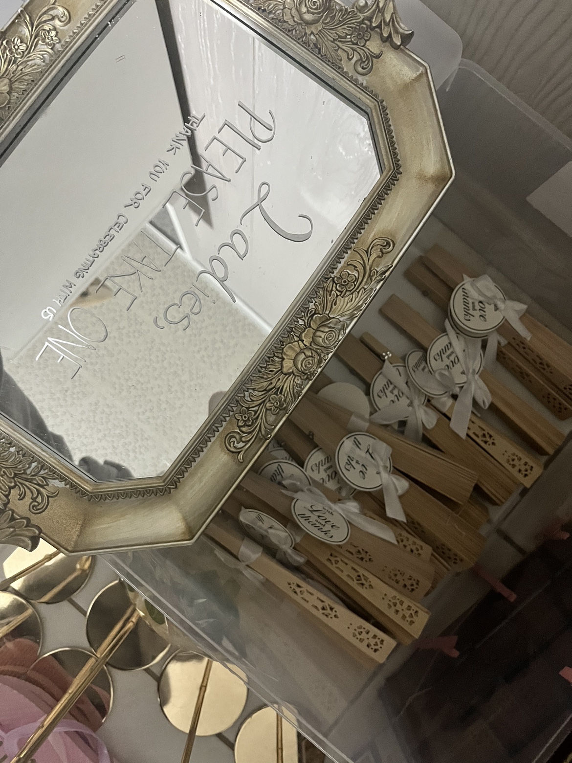 19 Wedding fans and sign