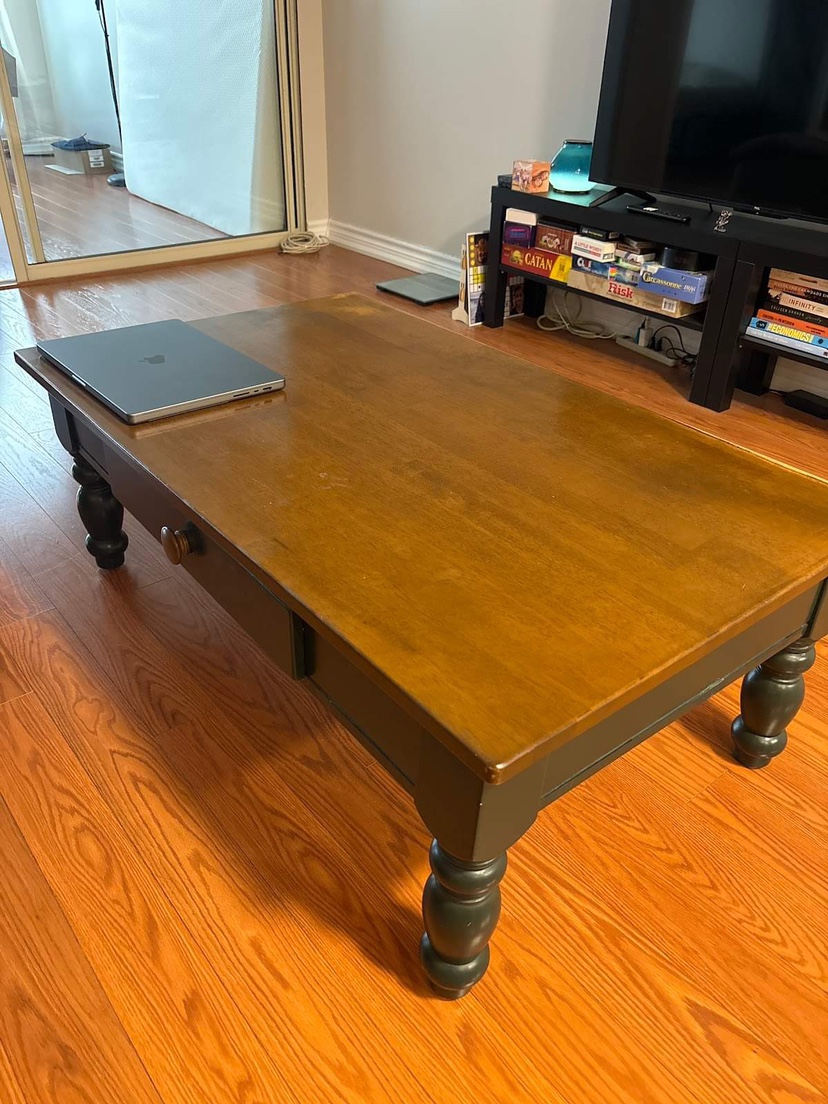 Wooden lift top coffee table