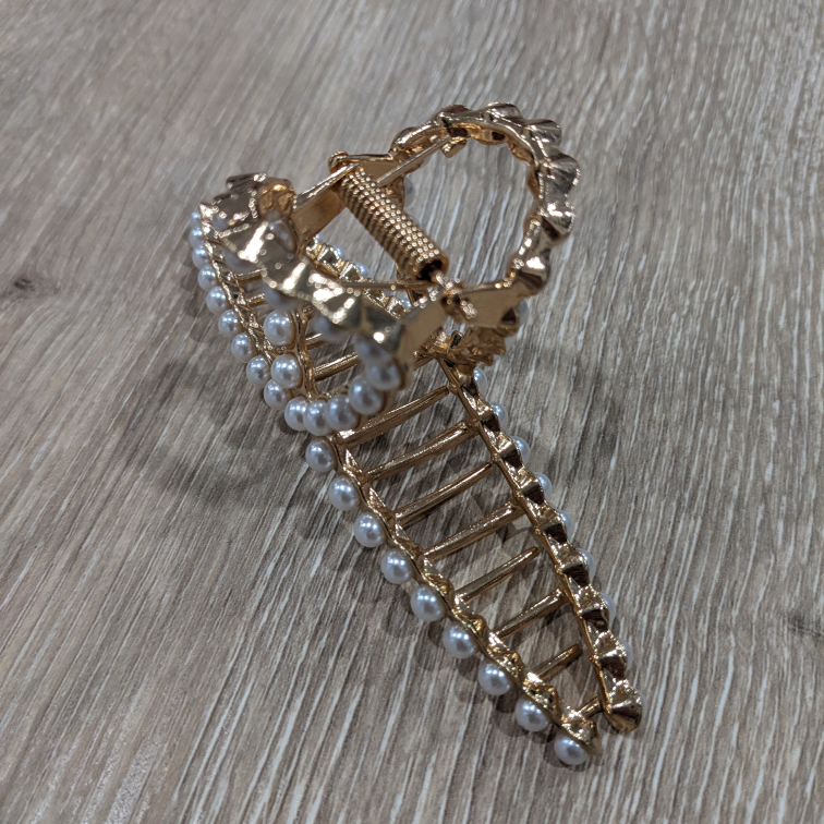 Brand new Gold Hair clip with Pearls image indicator(3)