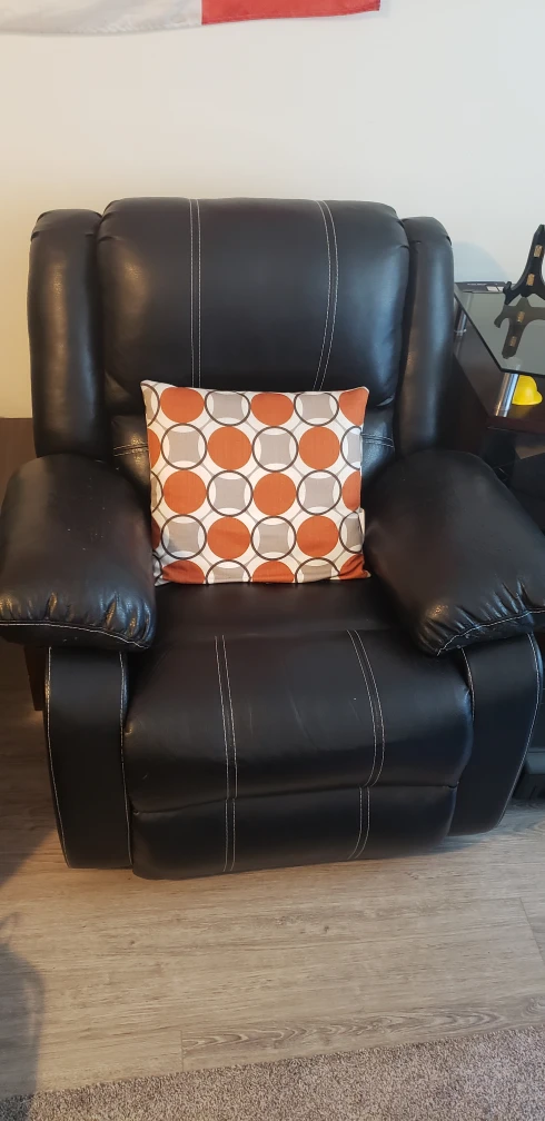 Rocking chair thumbnail