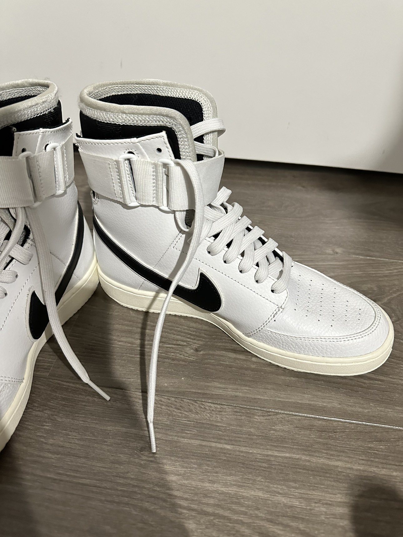 Nike women’s shoes image indicator(3)