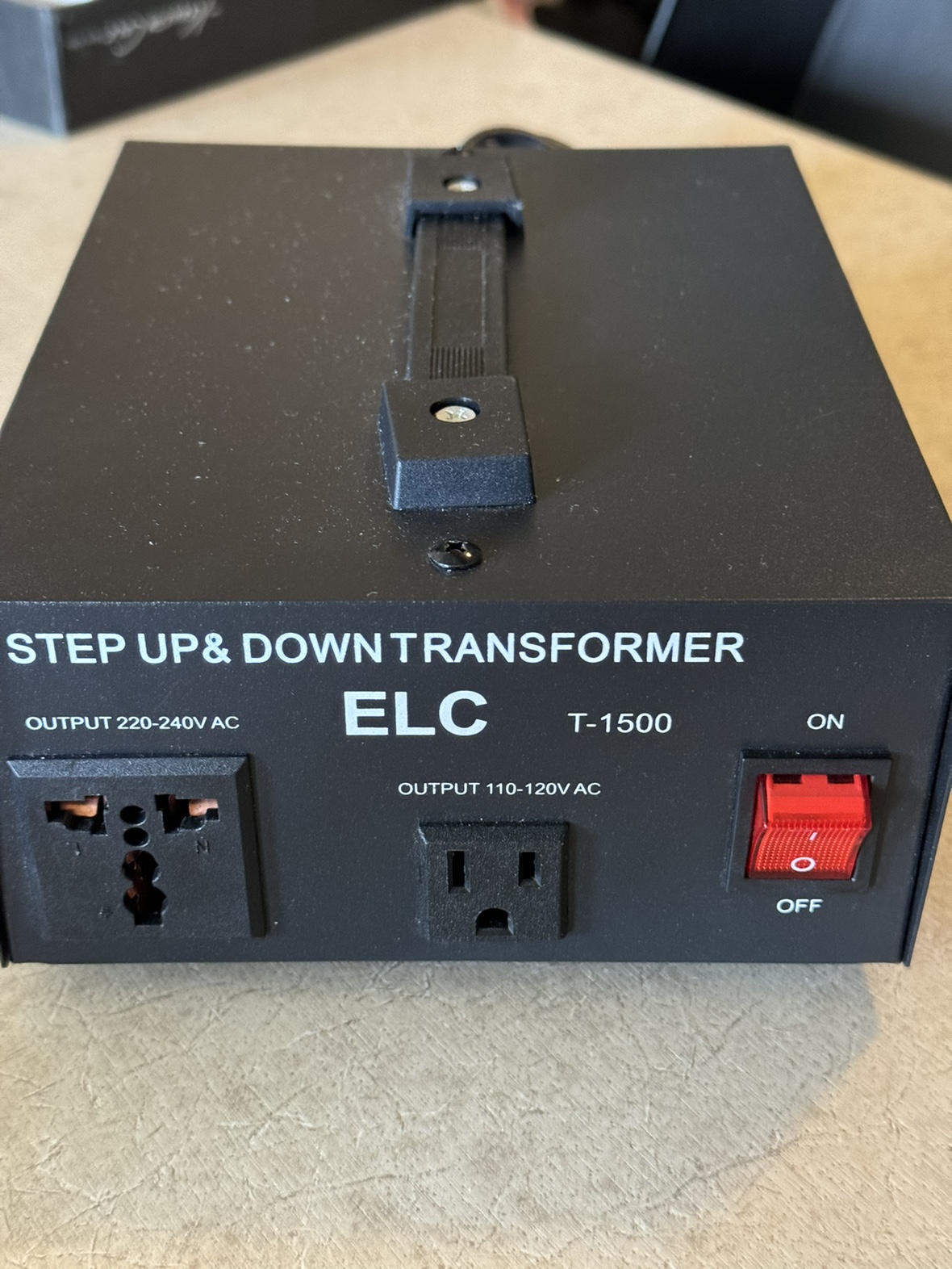 ELC T Series 1500+ Watt Voltage Converter Transformer 110v-220v