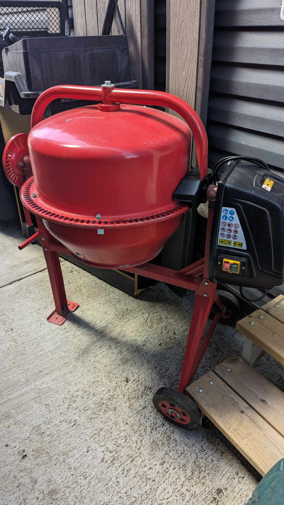 Cement mixer
