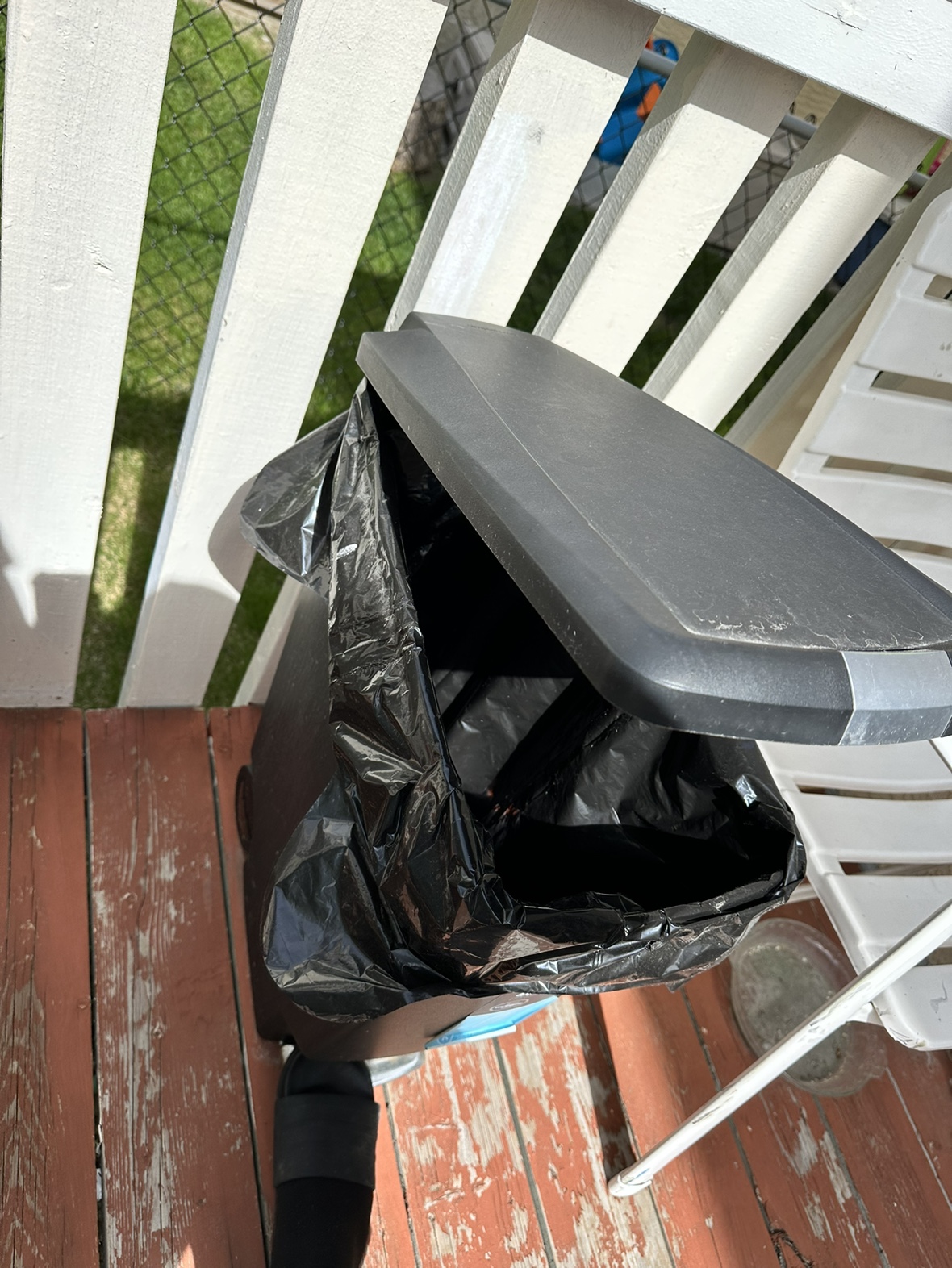 Dustbin
