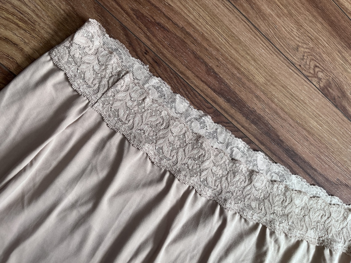 lingerie slip skirts image indicator(4)