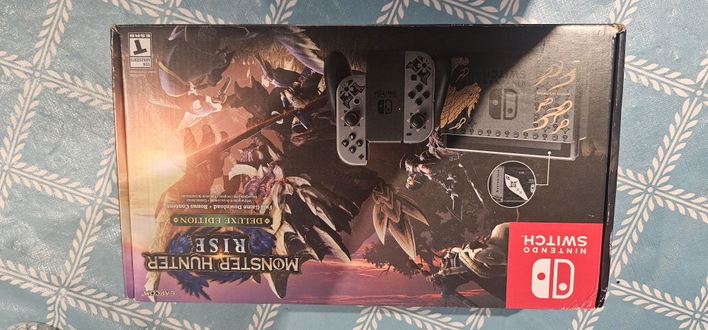 BNIB Nintendo Switch Bundle - photo 2