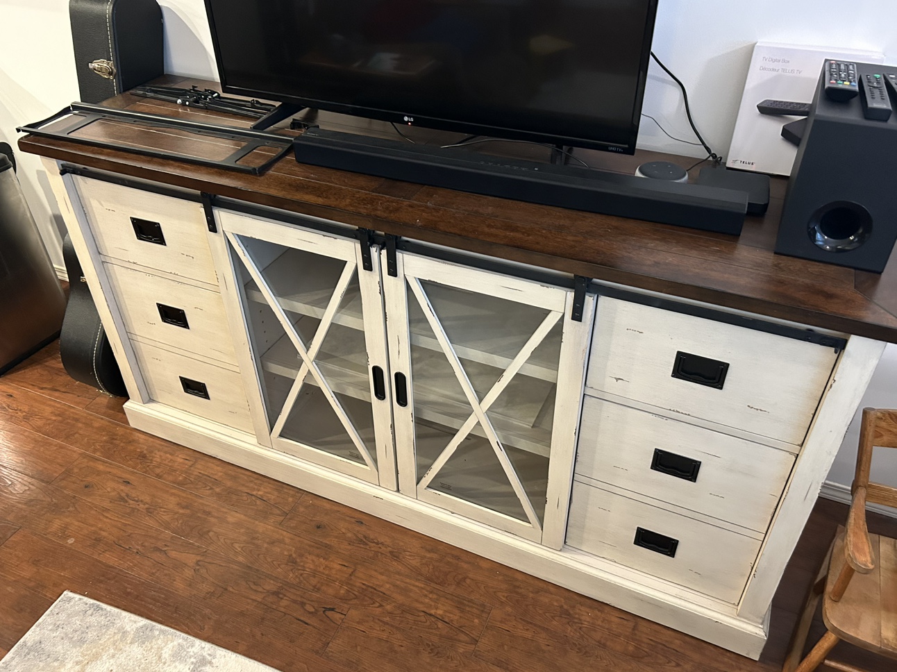 Hutch/Cabinet