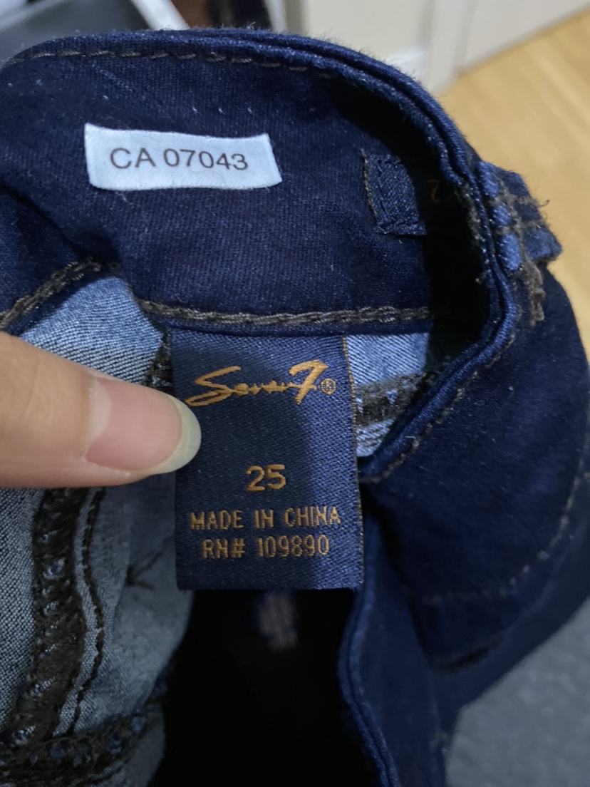 Dark Navy Flared Jeans - photo 3