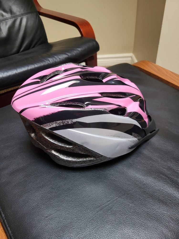 womans helmet - photo 2