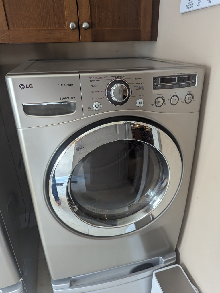 washer and dryer - photo 4