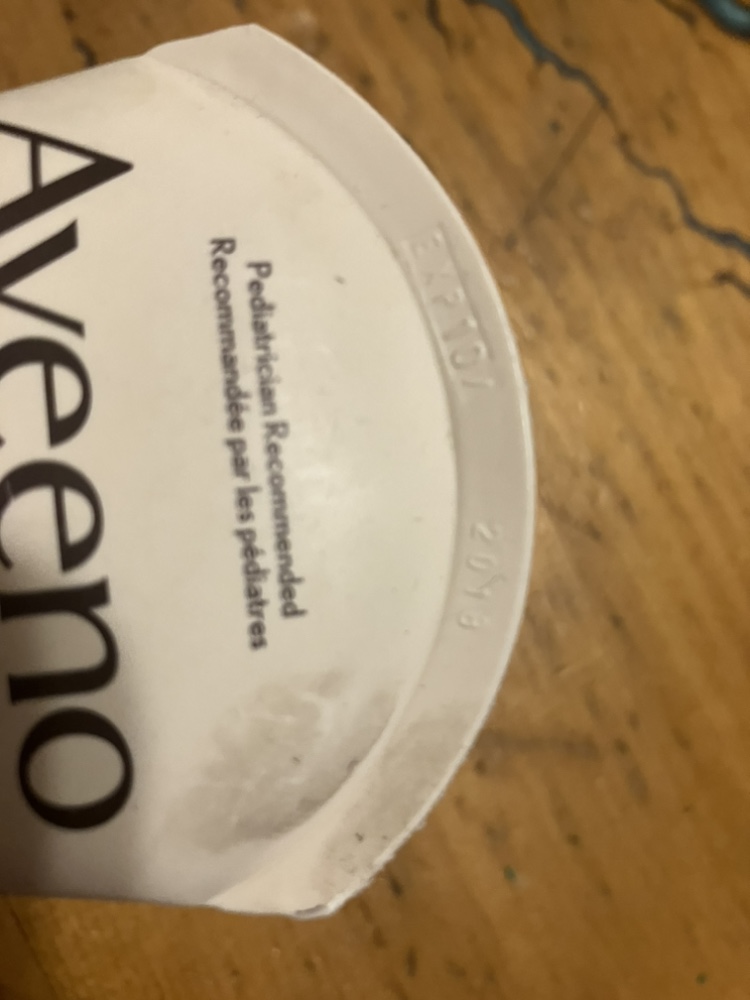 3 bottles “expired” sunscreen - photo 5