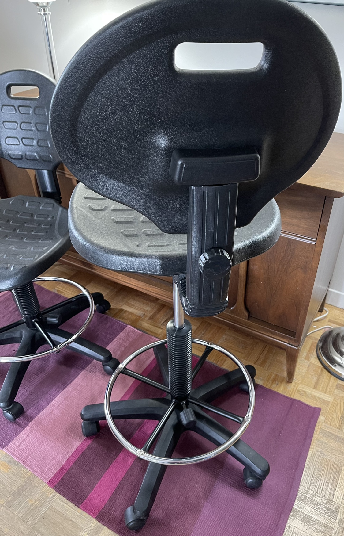 ULine height extendable Work Stool - photo 2