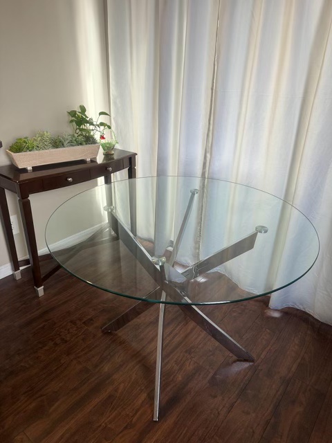 Round Glass Round Table - photo 3