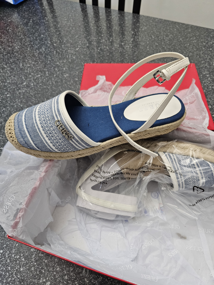 Guess Sandals