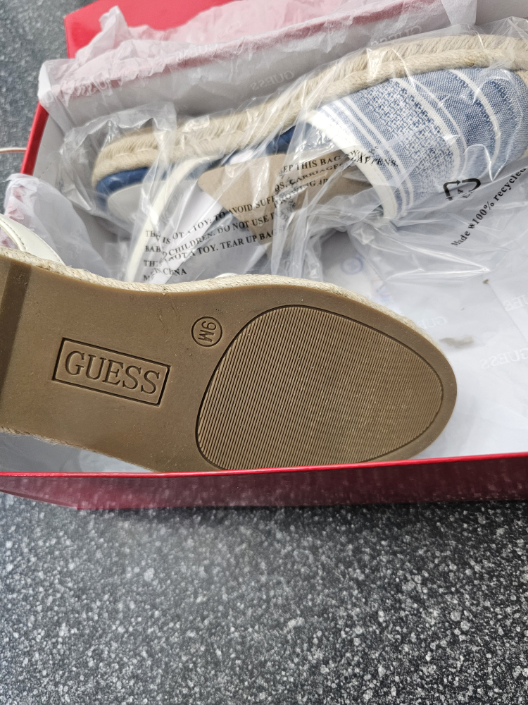 Guess Sandals - photo 4