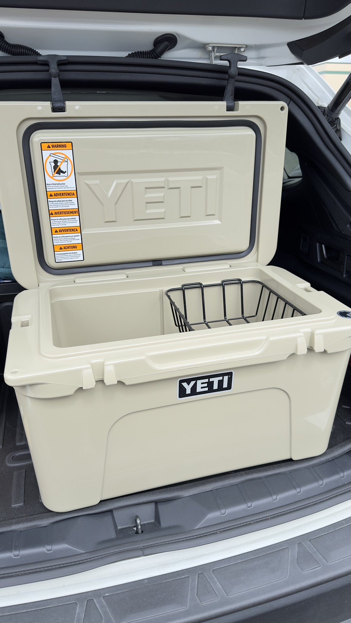 YETI Tundra 45 Cooler Tan - photo 3