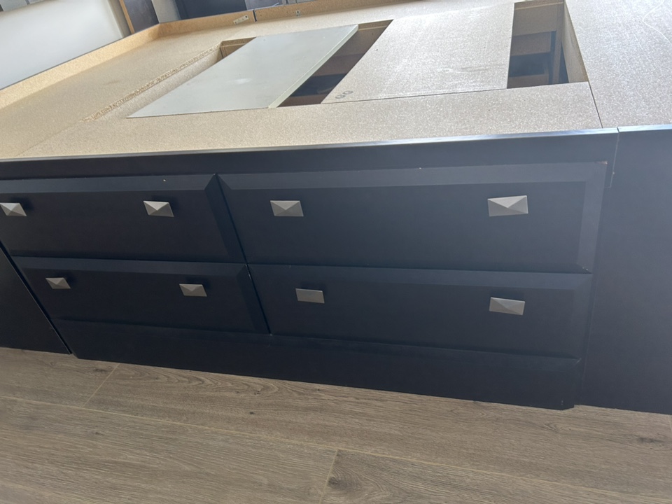 Queen storage bed - photo 5