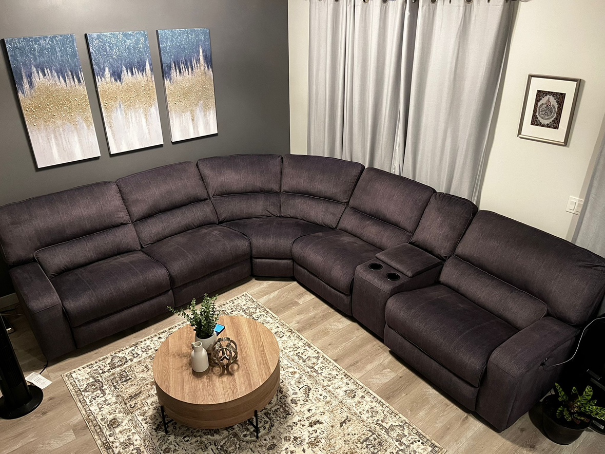 Grey Powered Recliner in Great Condition - Sectional