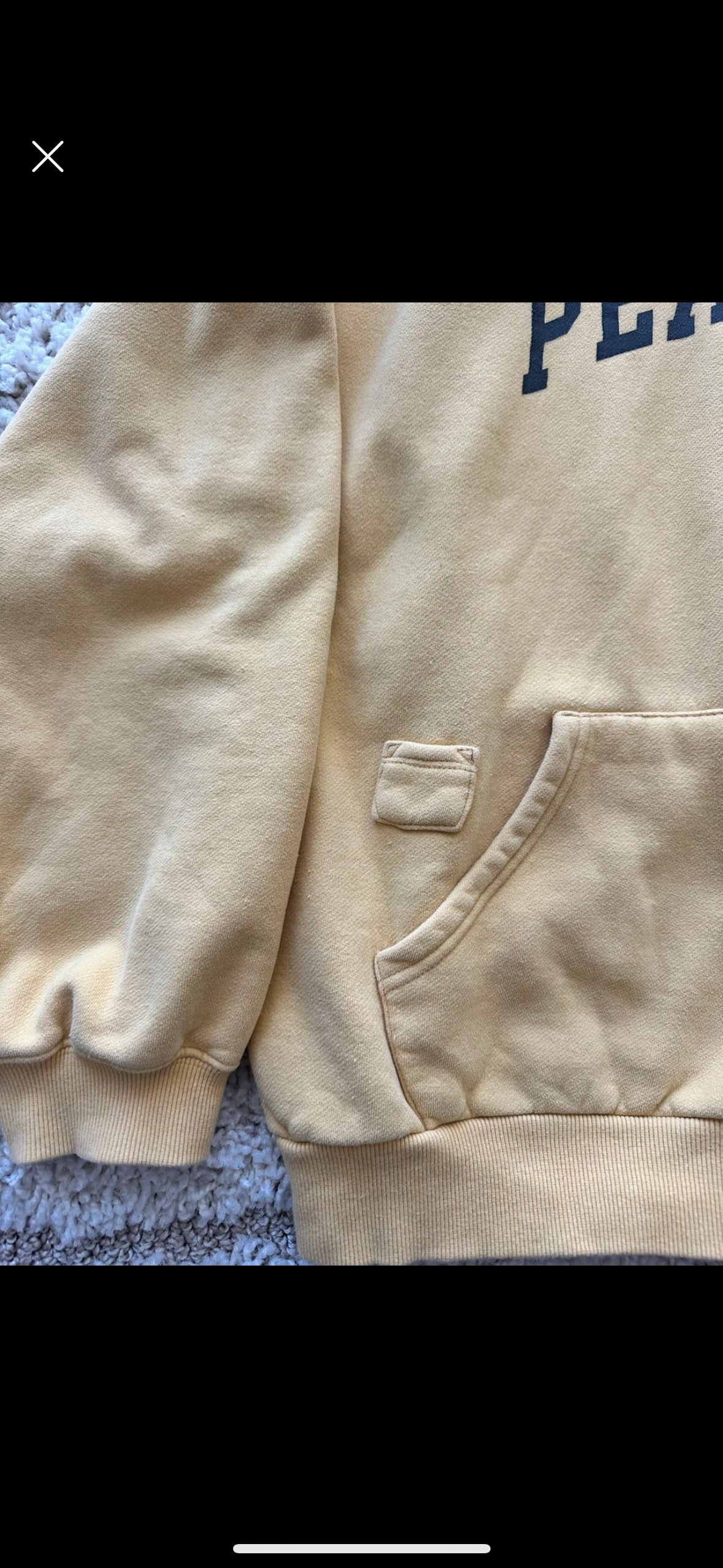 a yellow hoodie L - photo 3