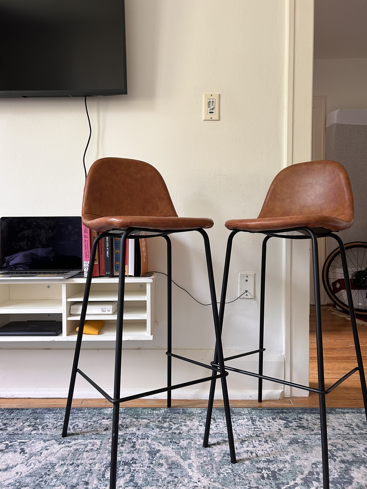 Chic bar stools image indicator(6)