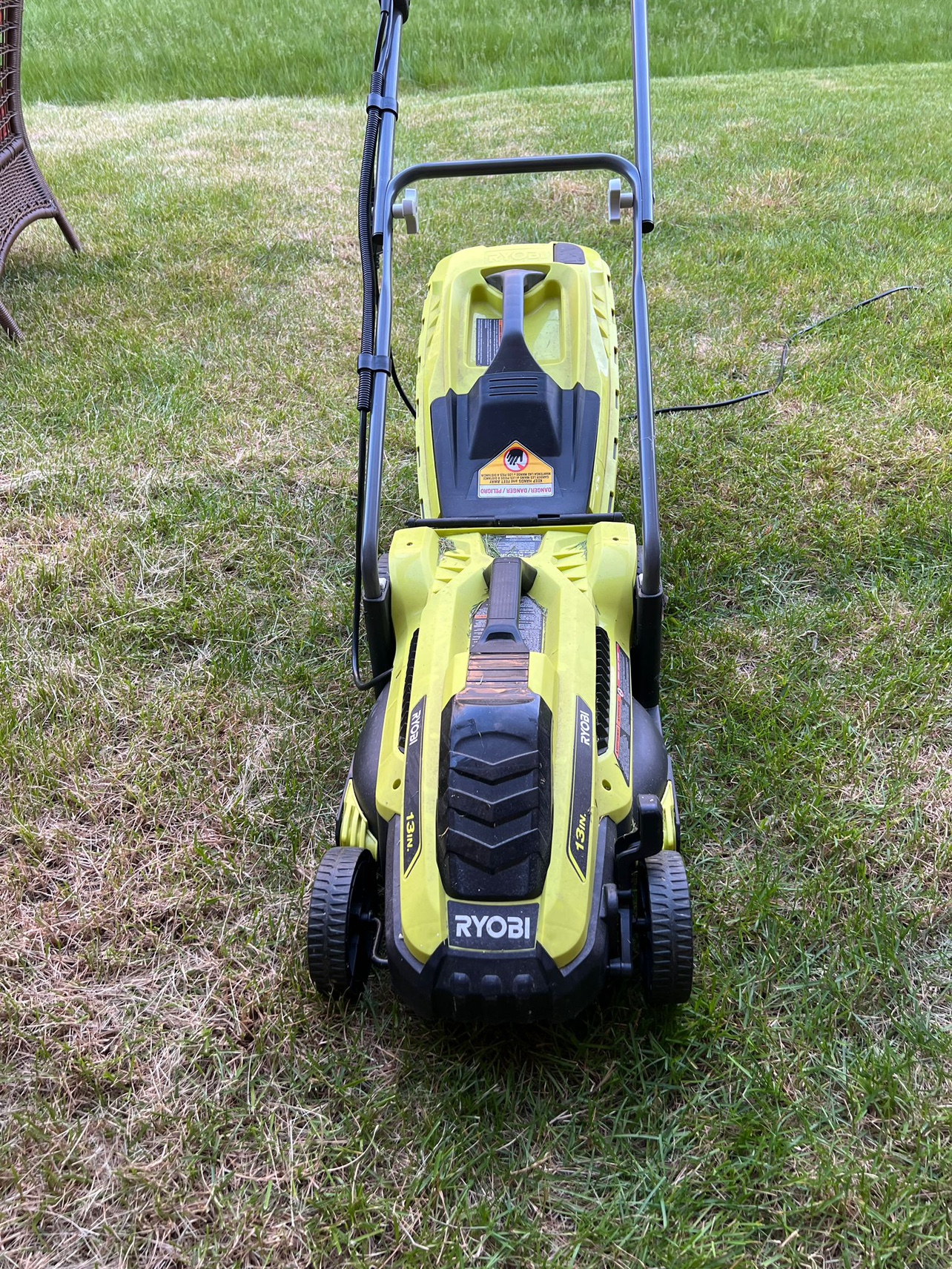 RYOBI 13-inch 11 amp Corded Electric Lawn Mower - photo 3