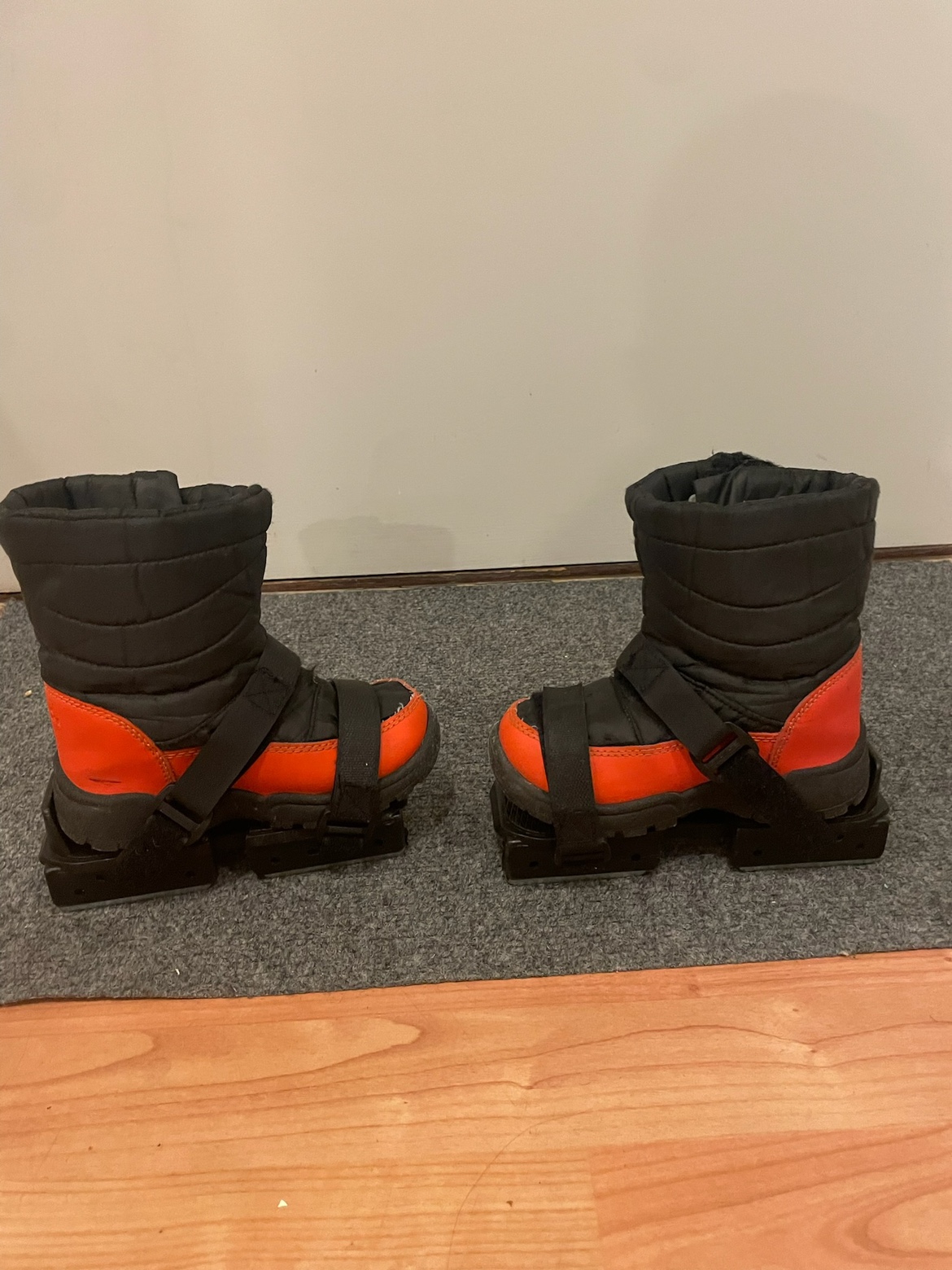 Winter boots and ice skate shoe attachments toddler