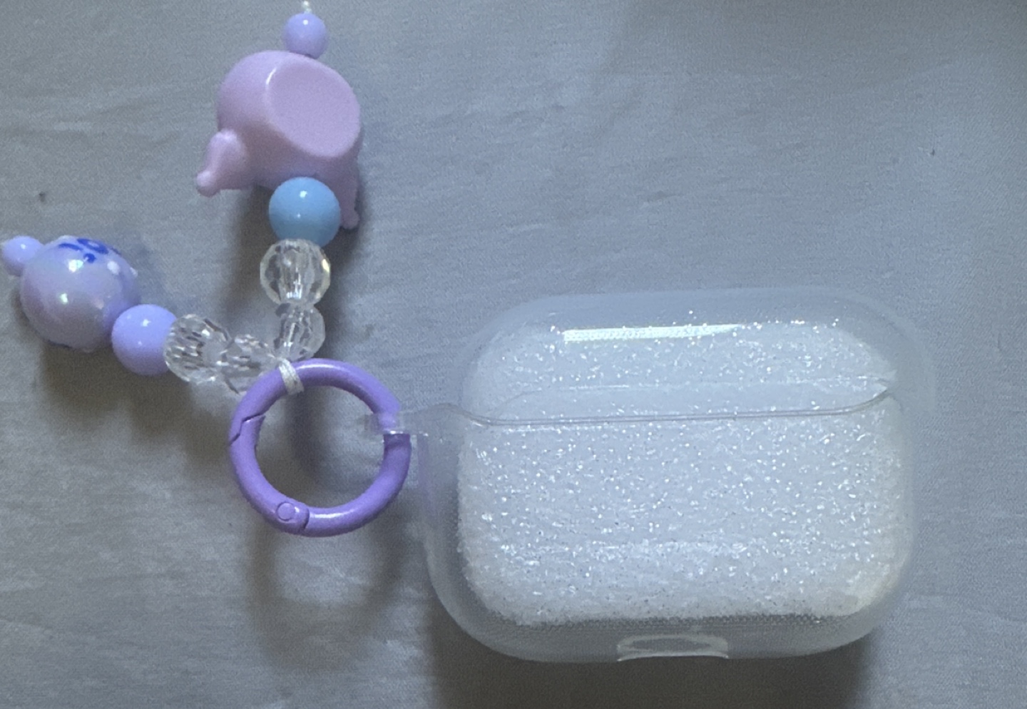Transparent AirPod pro case image indicator(3)