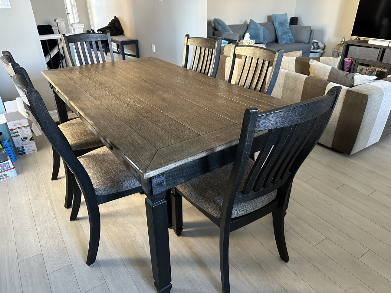 Dining Table & 6 Chairs - photo 4