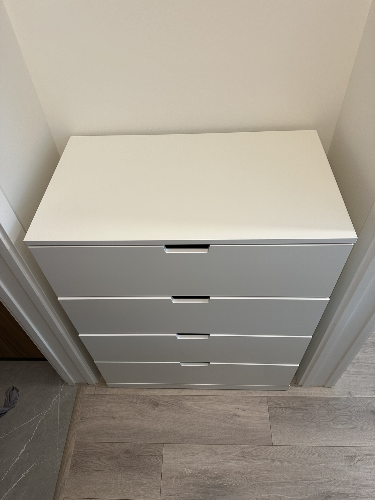 4 drawer chest