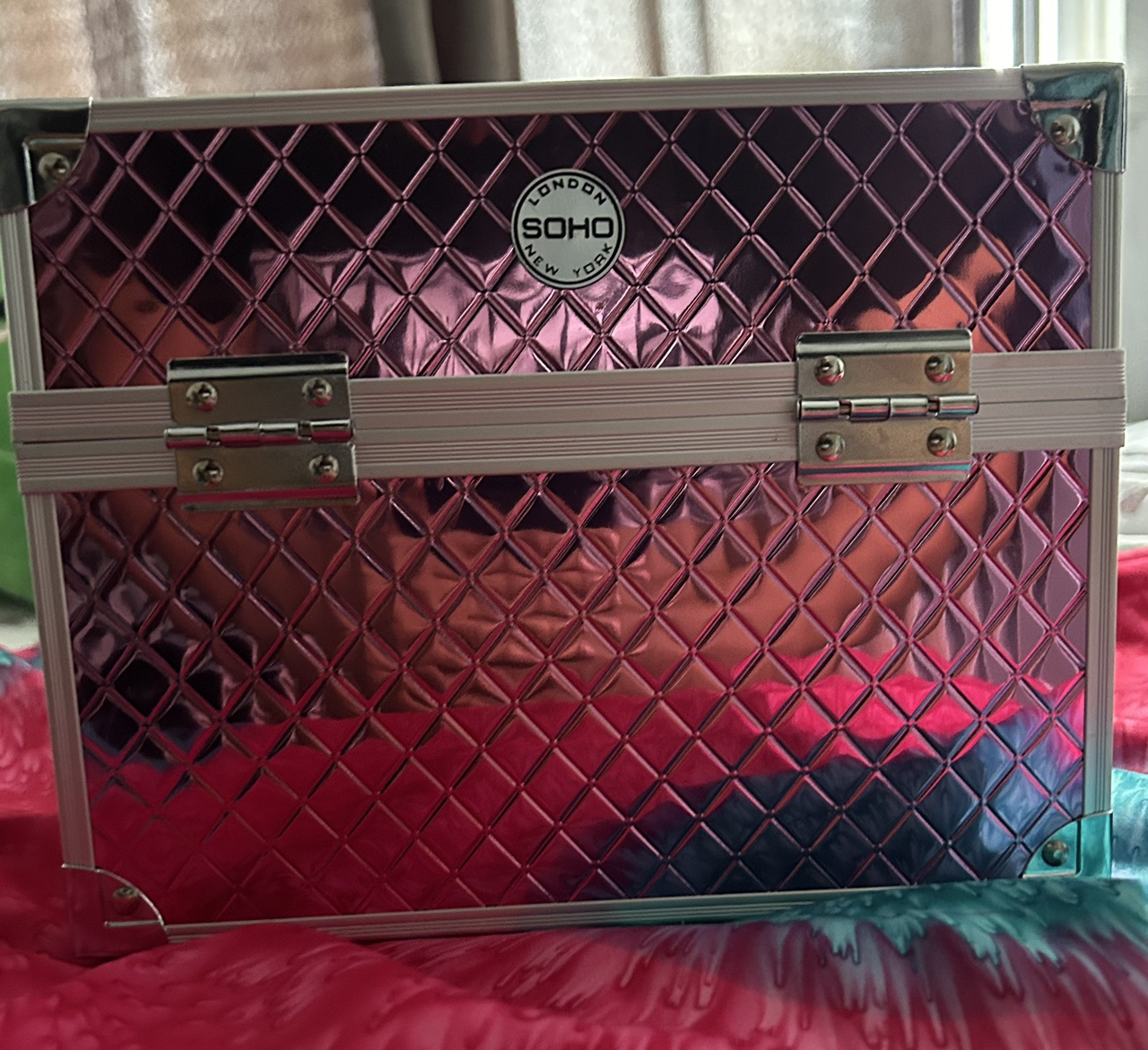 Makeup box