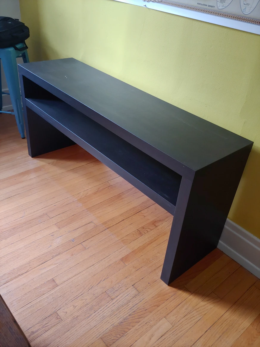 table / side table