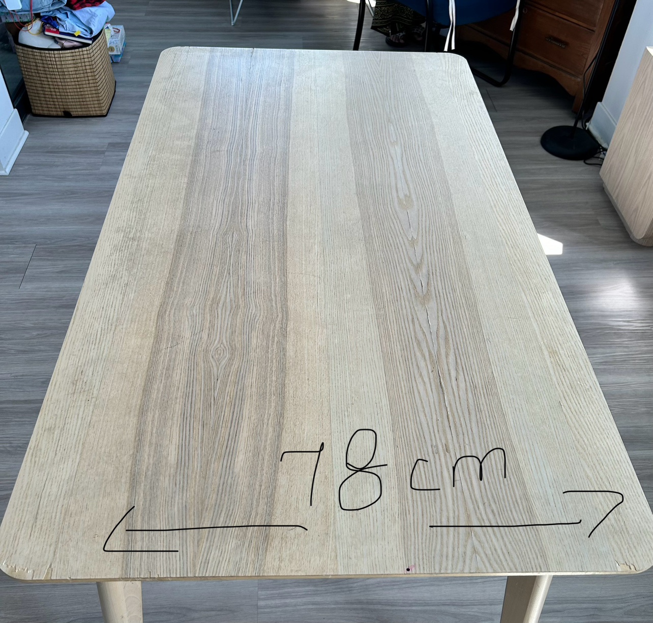 Dining table - photo 2