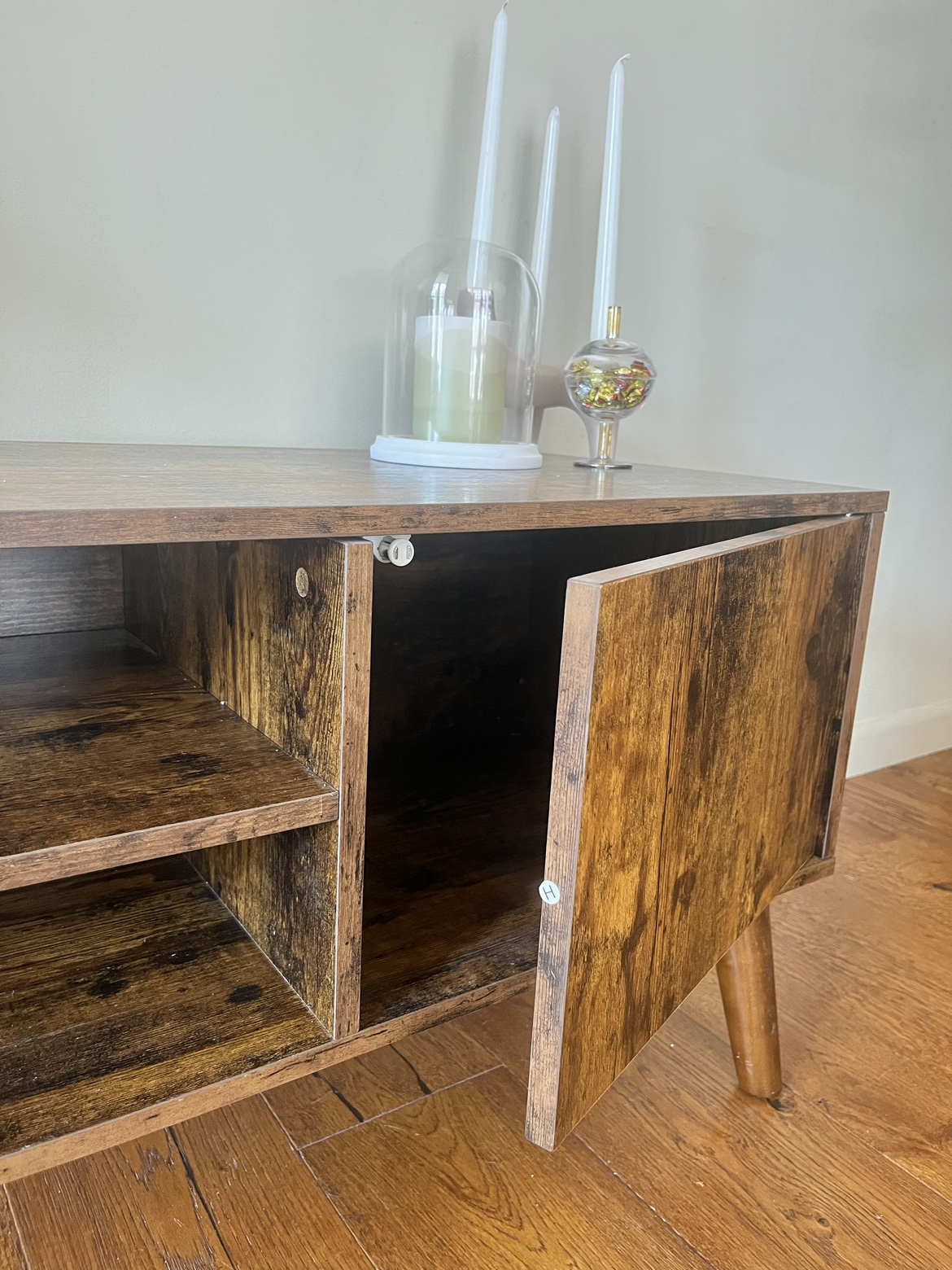 Wooden TV Stand - photo 3
