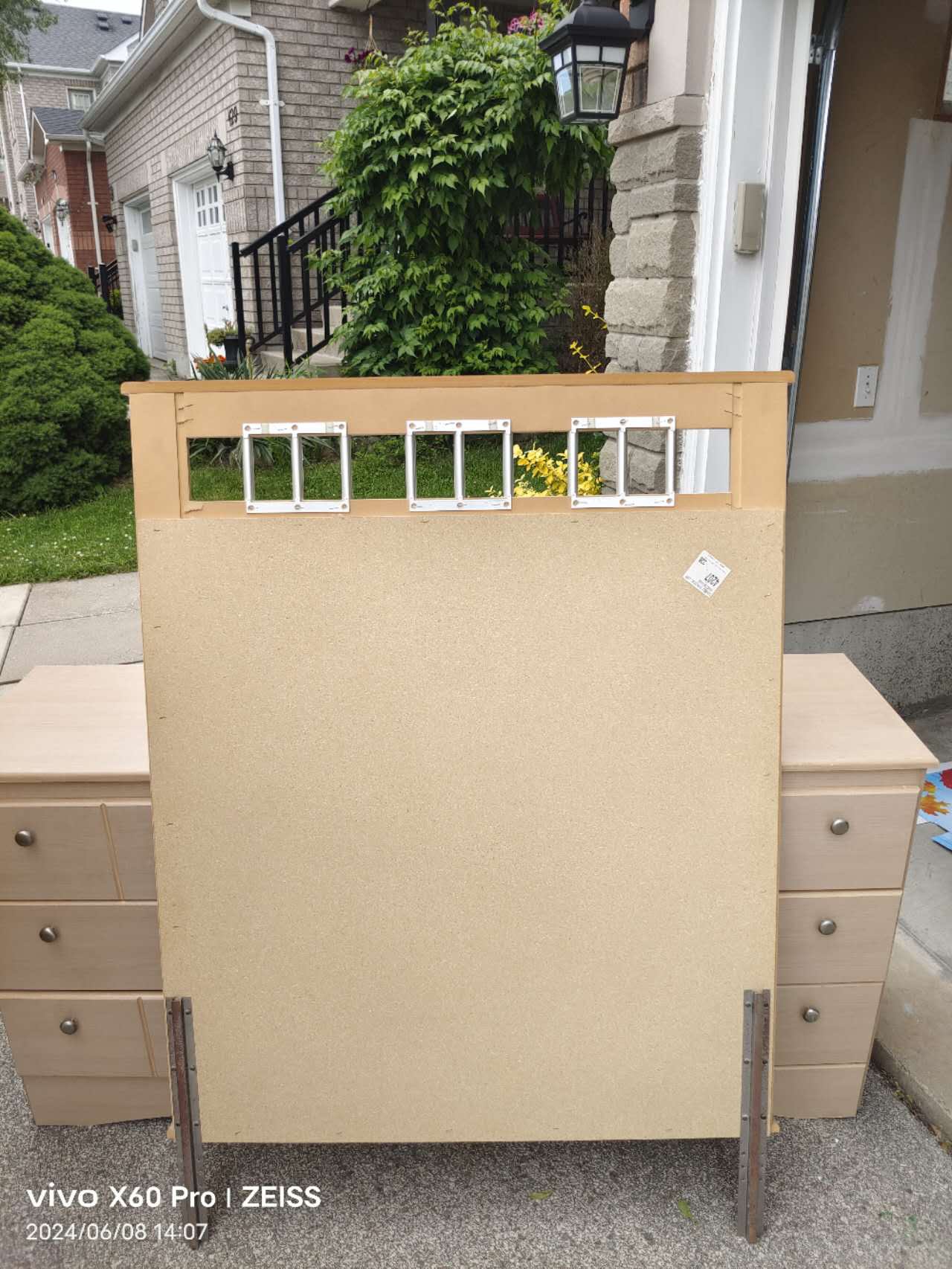 Solid Tan Oak wooden Dresser with Detachable Mirror - photo 4