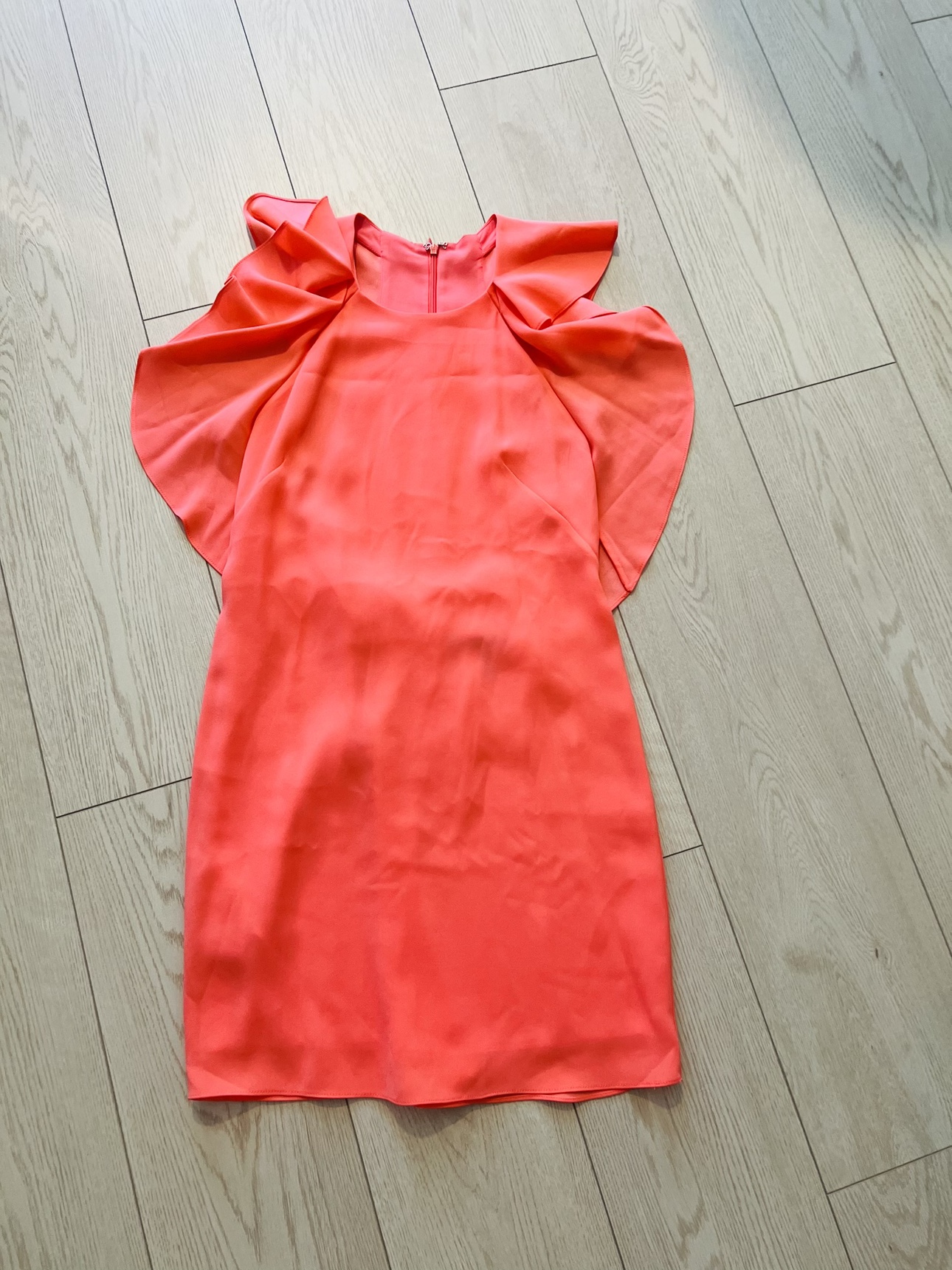 Dresses image indicator(3)